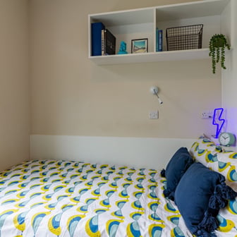 Gold Studio - Image 8